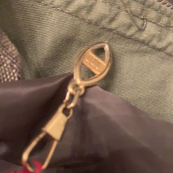 Red Mesh ‘think Whiting & Davis’ small handbag - Picture 7 of 10